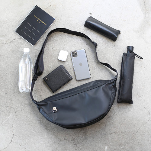 Ethical Leather Banana Shoulder Body Bag M Size Original/Made in Japan