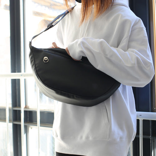 Ethical Leather Banana Shoulder Body Bag M Size Original/Made in Japan