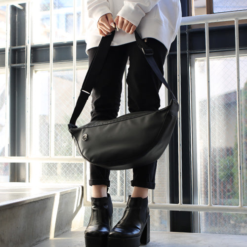 Ethical Leather Banana Shoulder Body Bag M Size Original/Made in Japan