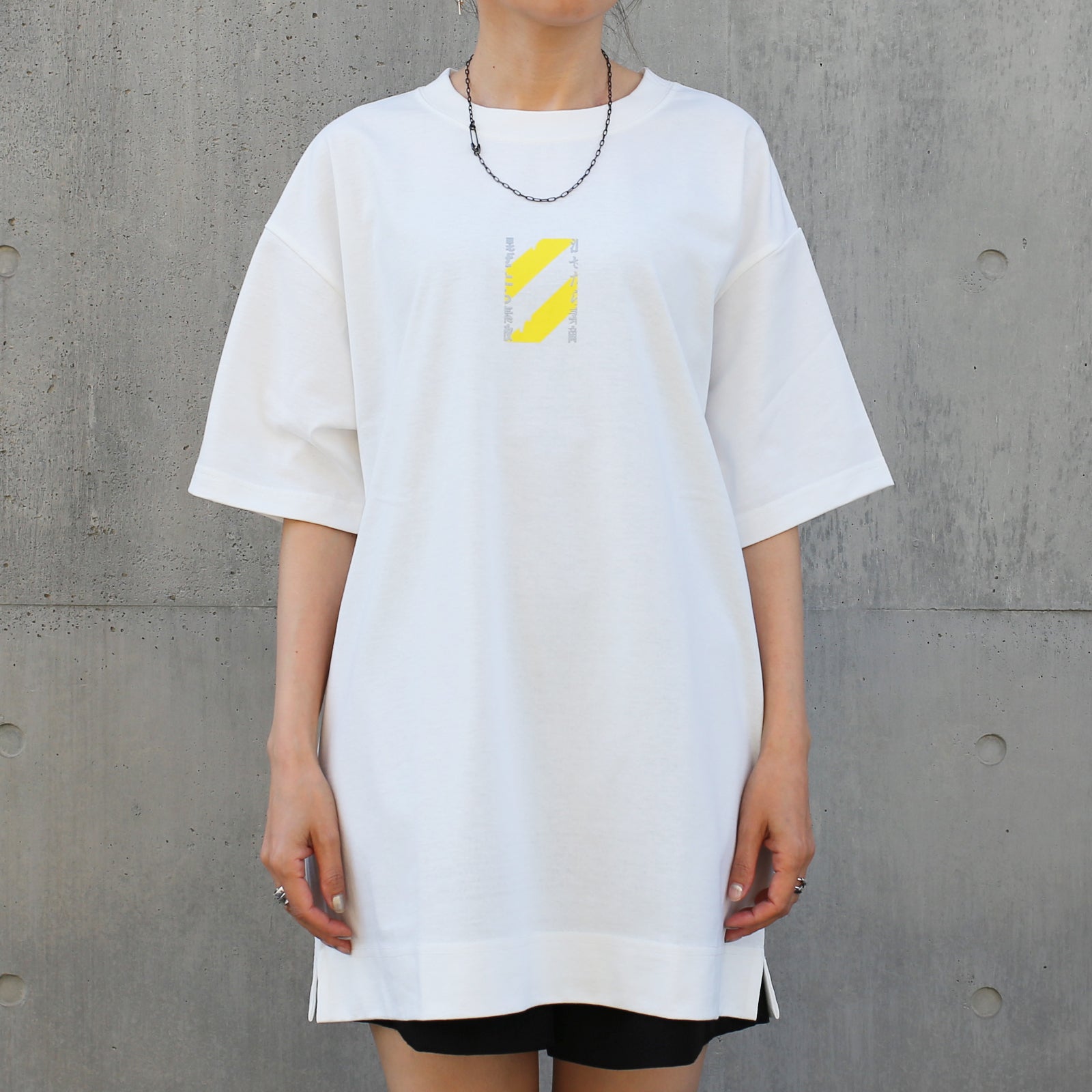 25 + 1 = NICOICHI Graphic T-Shirt / White