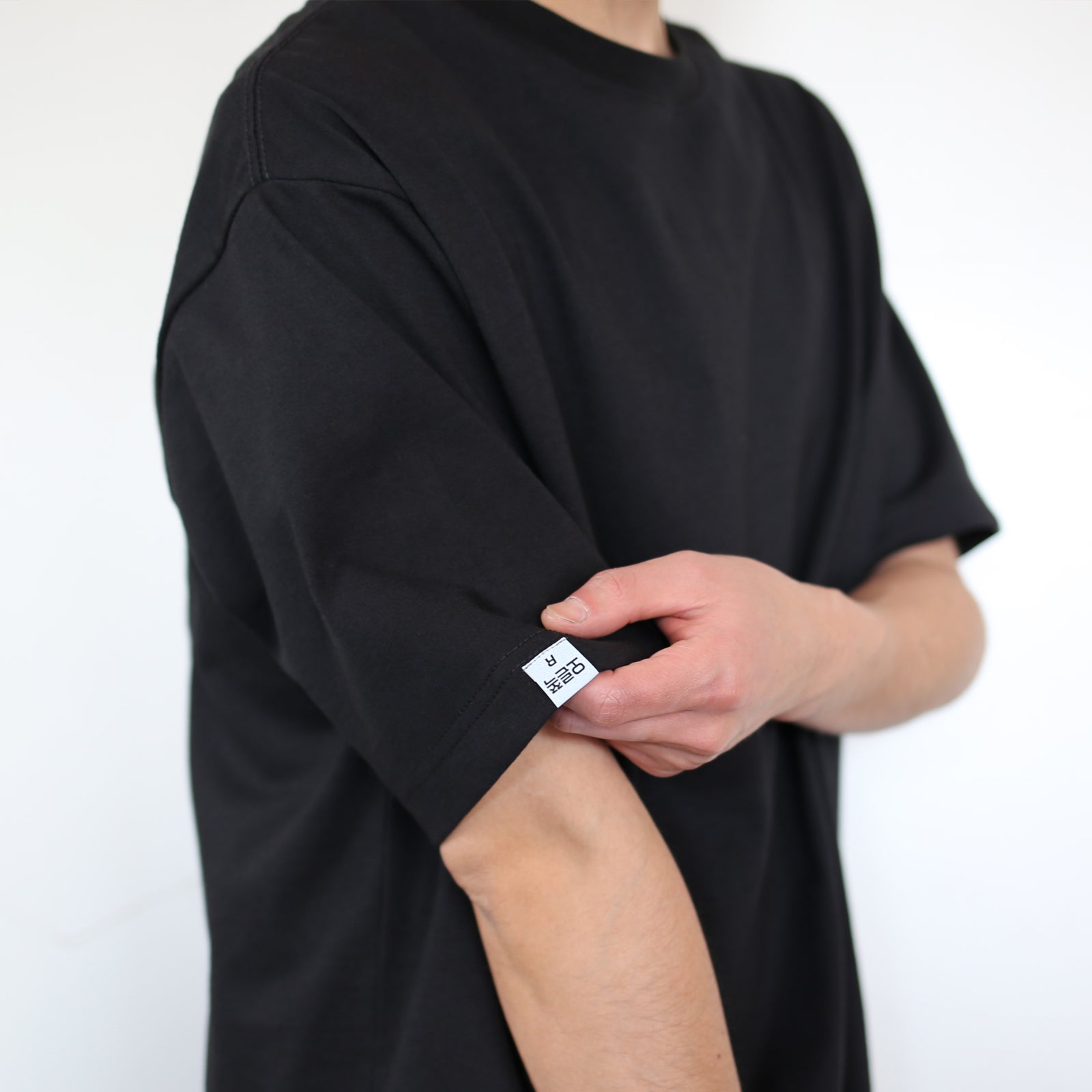 Wenchok Orunchok T-Shirt / Black