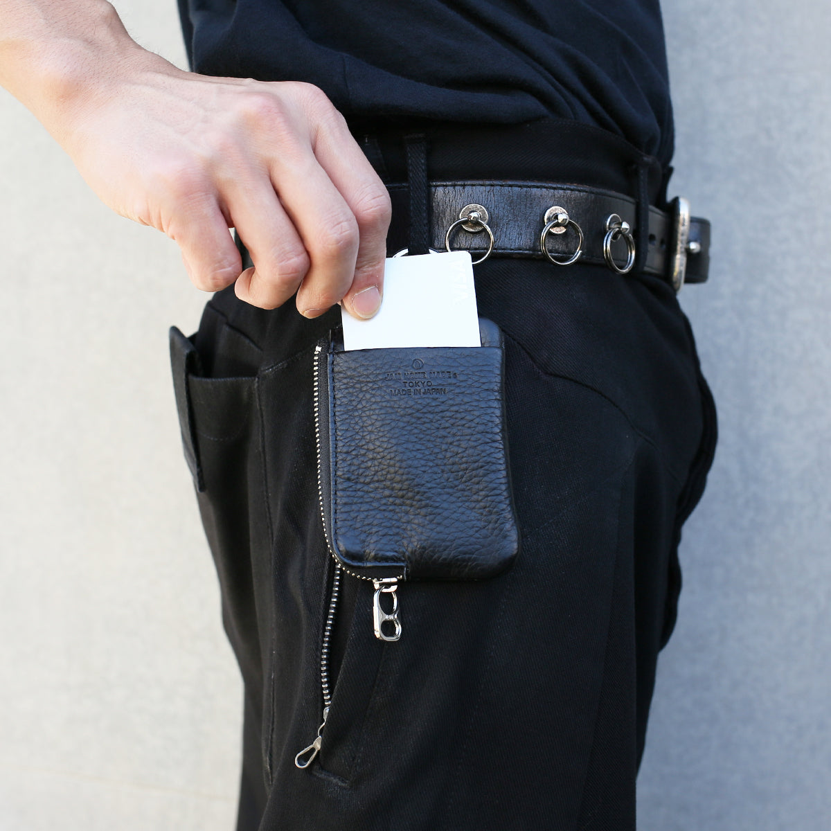 Hands-Free L-Shaped Zip Pouch/Fragment Case Scotchgard Leather