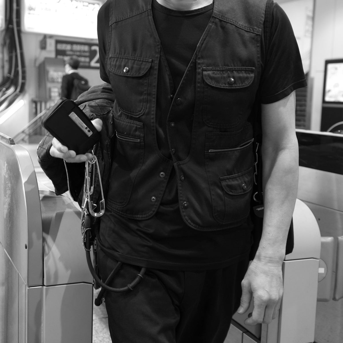 YOSEMITE - Yosemite Strap 4NK Multi Cord Chain Smartphone Shoulder & Wallet Chain Long - Black