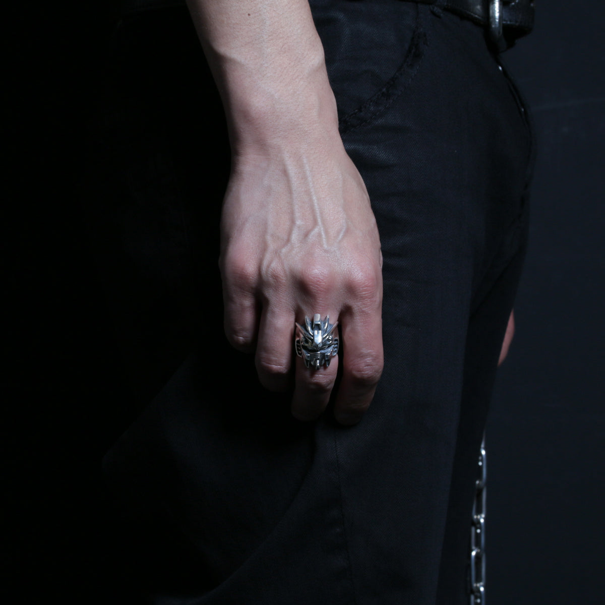 Mobile Suit Gundam: Char's Counterattack ν Gundam Face Ring