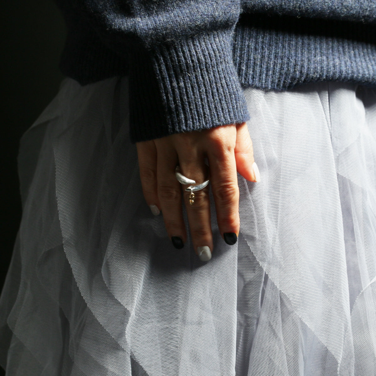 Harry Potter and the Philosopher's Stone Nimbus 2000 & Golden Snitch Ring