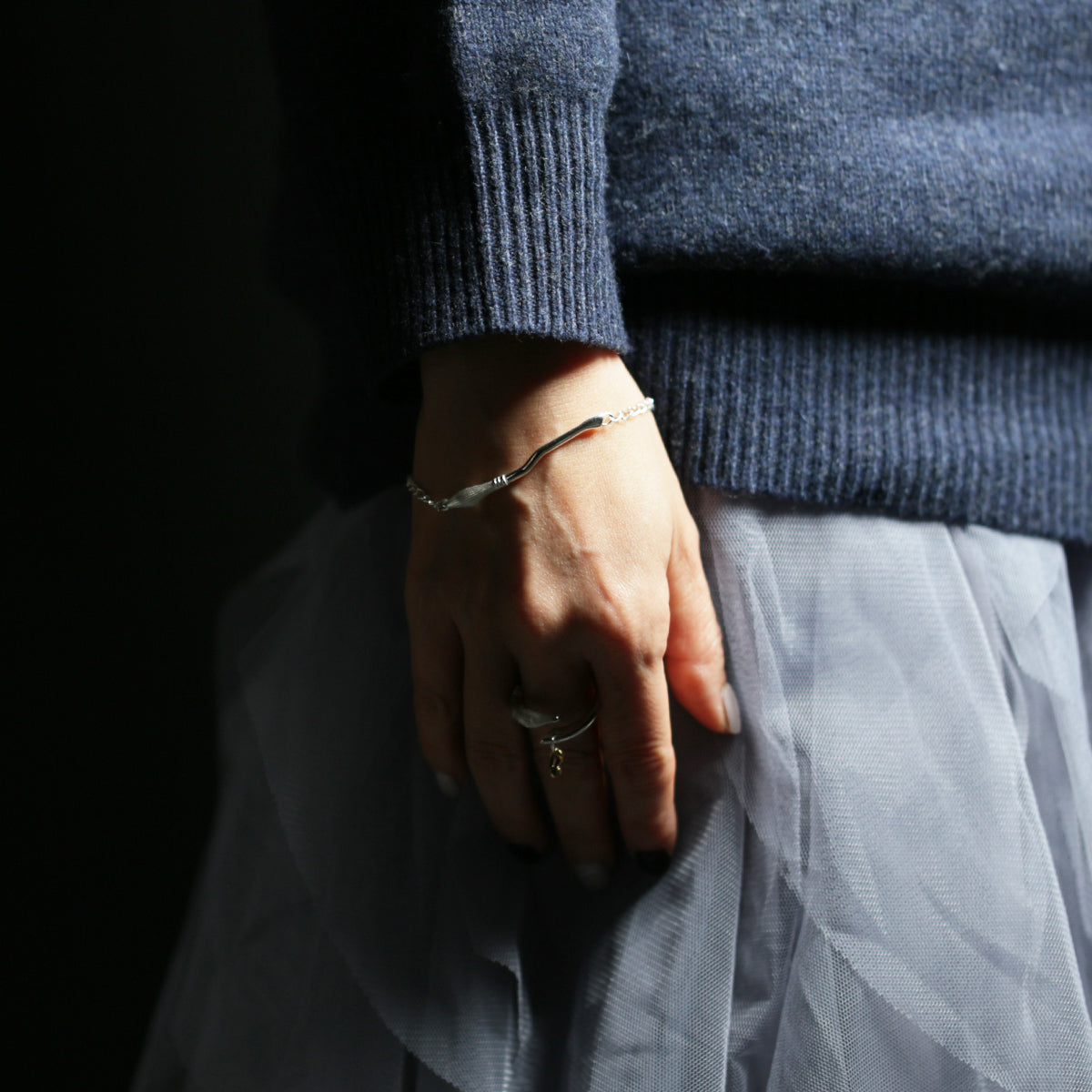 Harry Potter and the Philosopher's Stone Nimbus 2000 & Golden Snitch Bracelet