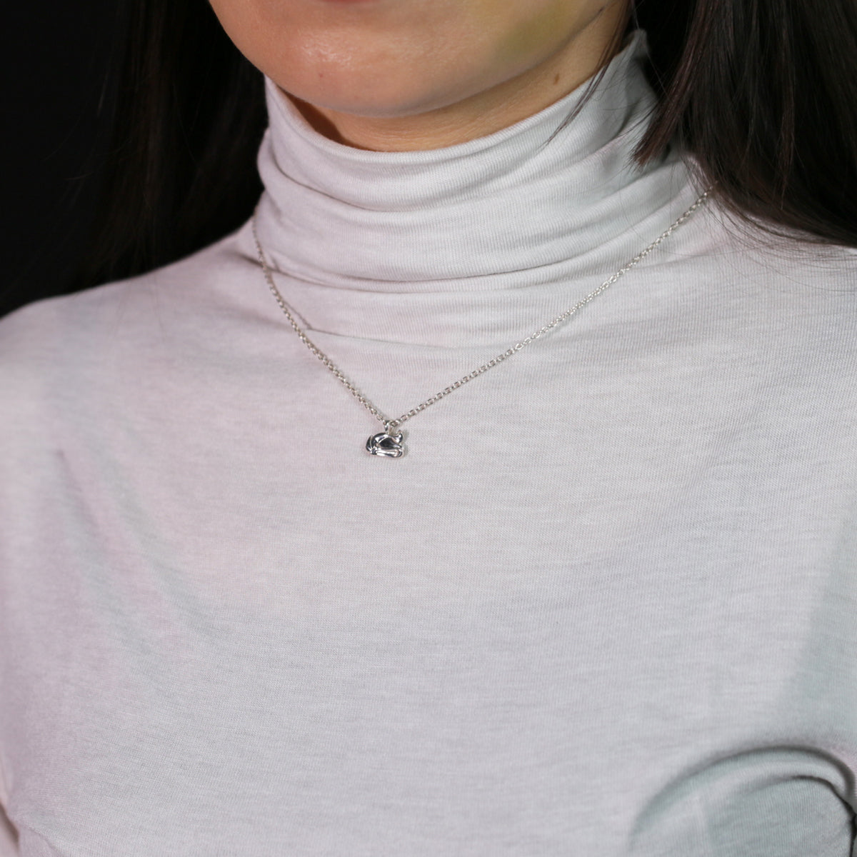 Snow White Prince's Hat Necklace Silver