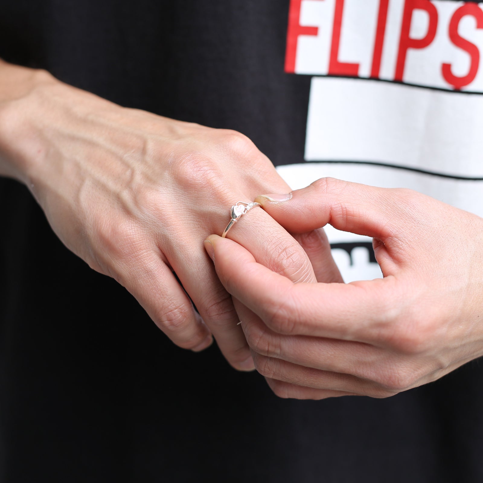 Mickey Mouse Hand Heart Ring