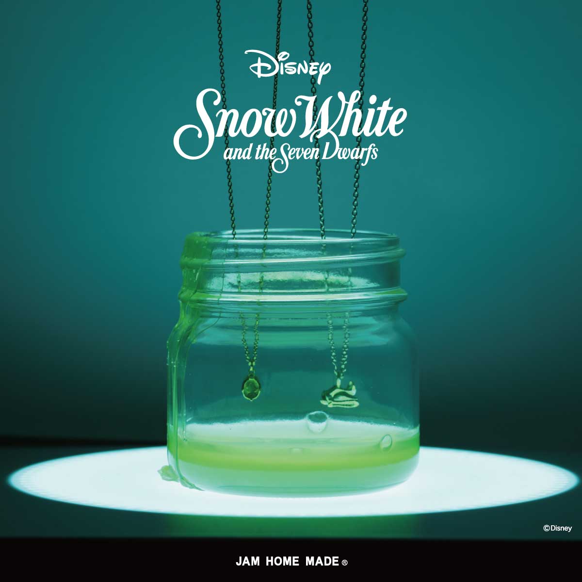 Snow White Prince's Hat Necklace Silver