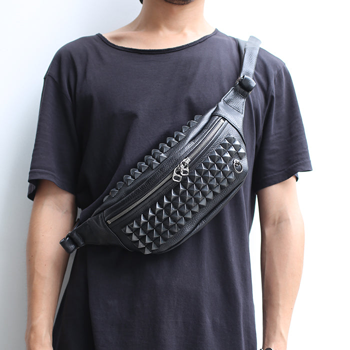 ENDURE Leather JAM Studded Body Bag Shoulder Bag S - Black