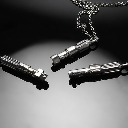 Star Wars™ Lightsaber Necklace - MASTERYODA